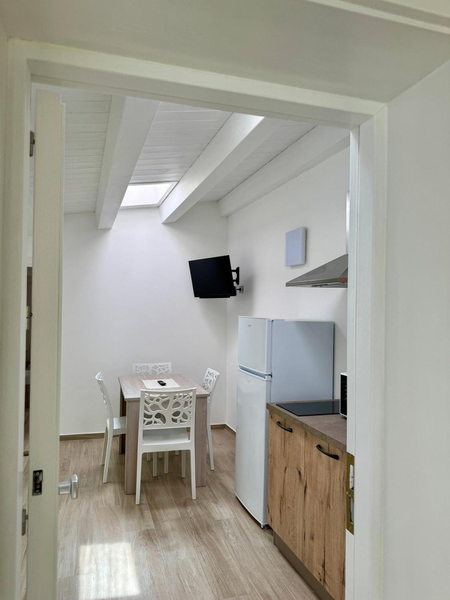 Terrasini Center Apartments Luaran gambar