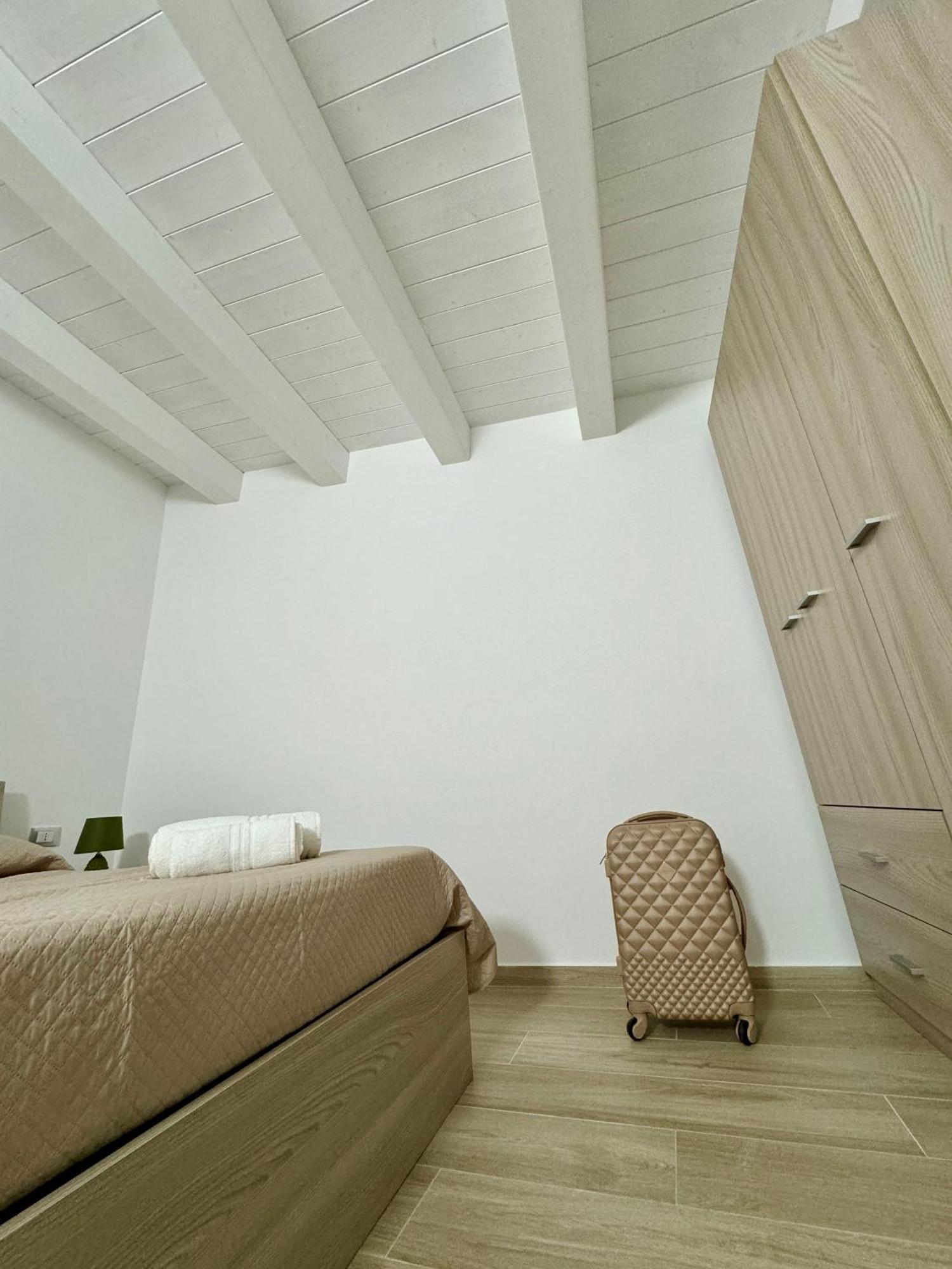 Terrasini Center Apartments Luaran gambar