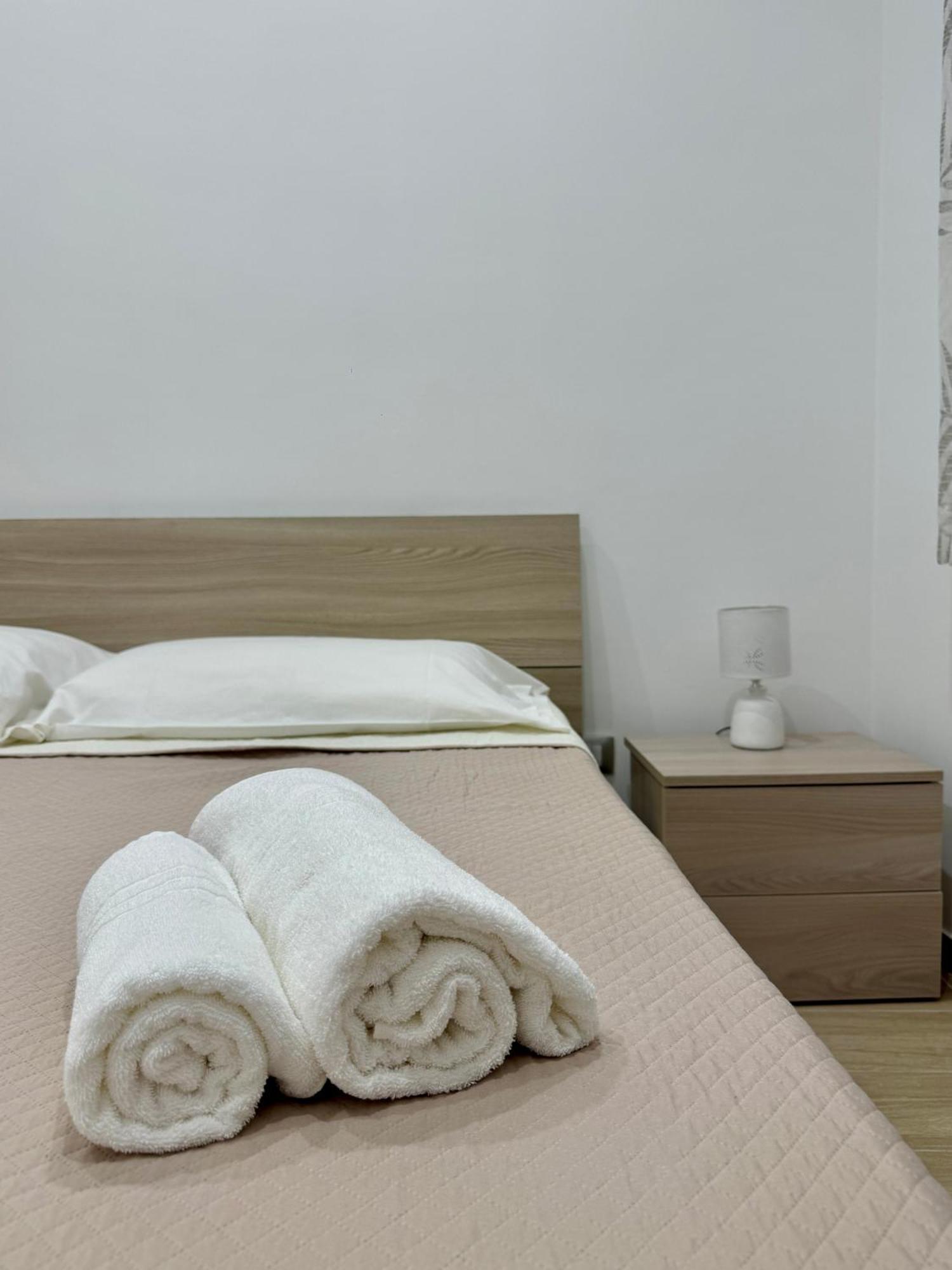 Terrasini Center Apartments Luaran gambar