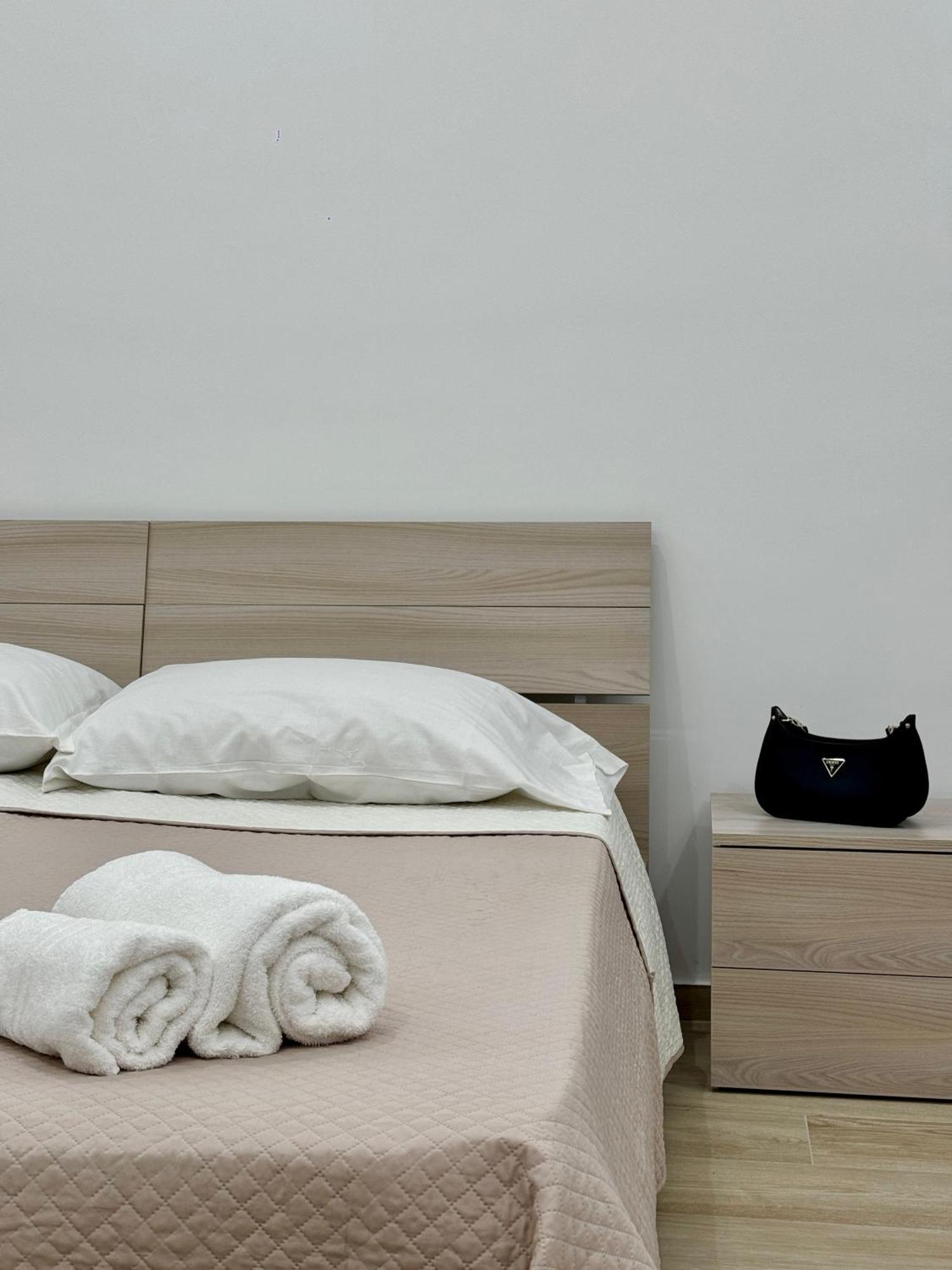 Terrasini Center Apartments Luaran gambar